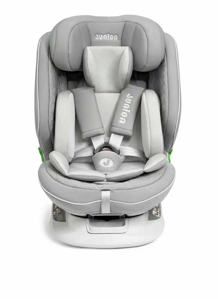 Идеально чистое автокресло после химчистки